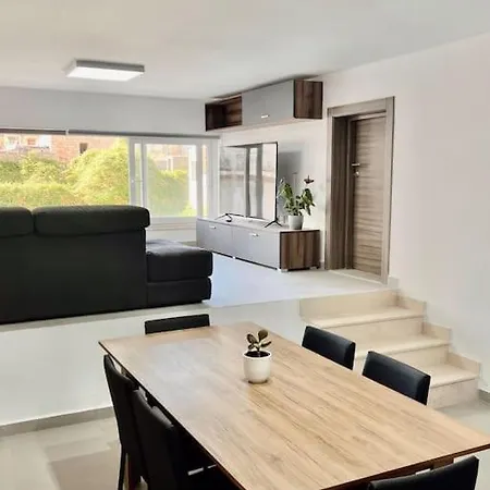 Апартаменты New, Ultra Comfy, Flat