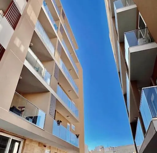 New, Ultra Comfy, Flat Apartament Msida